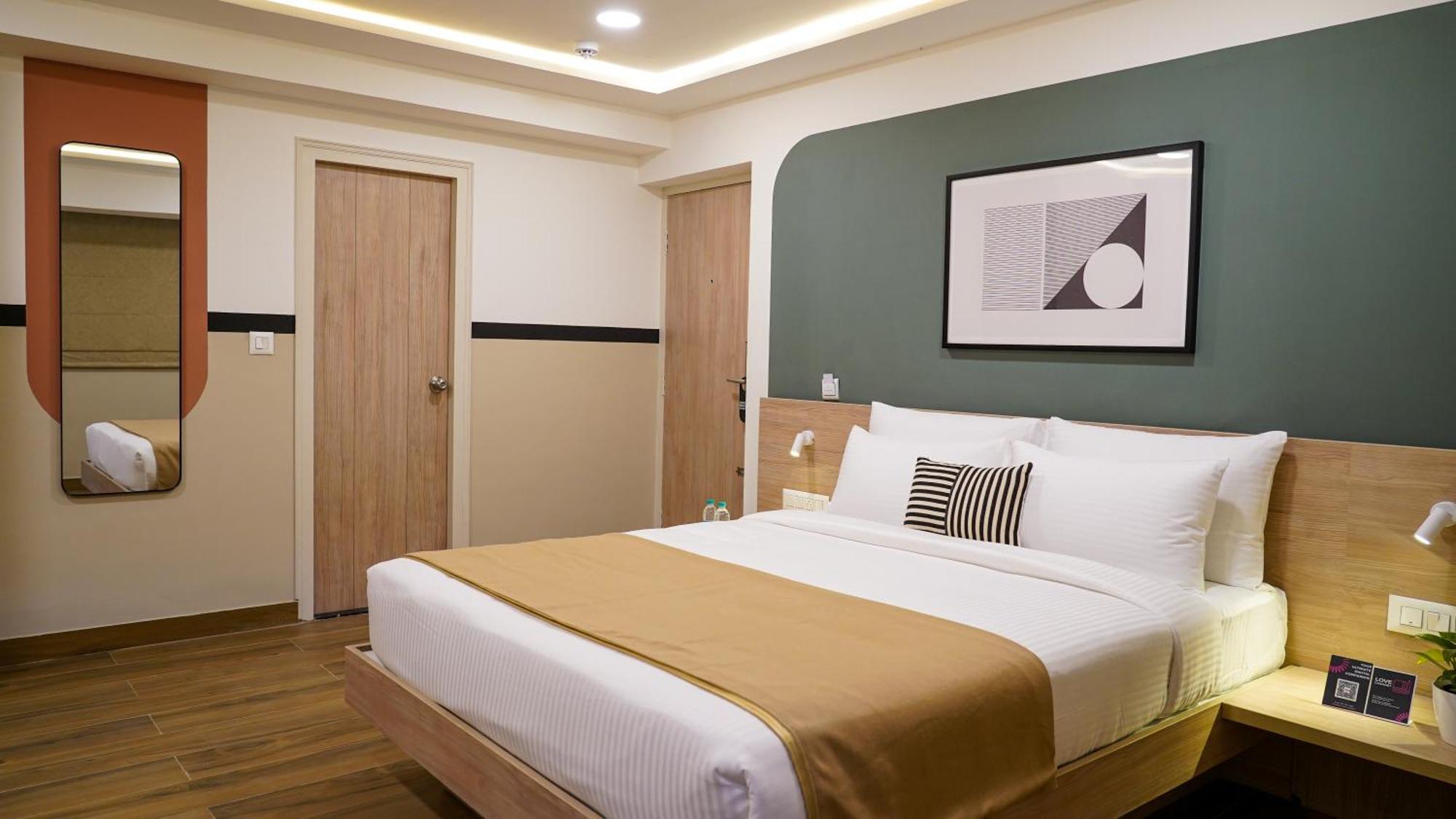 Olive Hotel Millers Road By Embassy Group Bangalore Exterior foto
